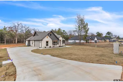 19446 Cedarpark Pl, Lindale, TX 75771 - Photo 4