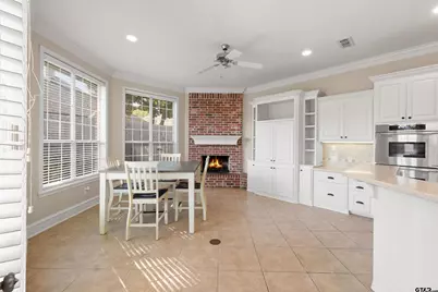 2205 Bradbury Ct, Tyler, TX 75703 - Photo 10