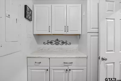 1704 Oakwood Drive, Troup, TX 75789 - Photo 14