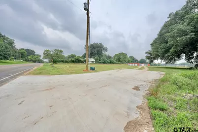 805 Dallas, Winona, TX 75792 - Photo 10