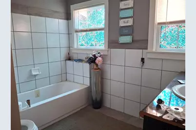 816 N Engleweood, Tyler, TX 75702 - Photo 10