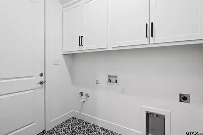 255 Kathryn's Ct, Mt Pleasant, TX 75455 - Photo 18