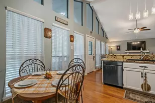 201 Elmwood Ln, Holly Lake Ranch, TX 75765 - Photo 10