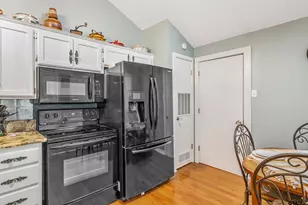 201 Elmwood Ln, Holly Lake Ranch, TX 75765 - Photo 8