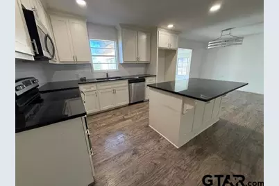 207 S Sun Camp, White Oak, TX 75693 - Photo 8