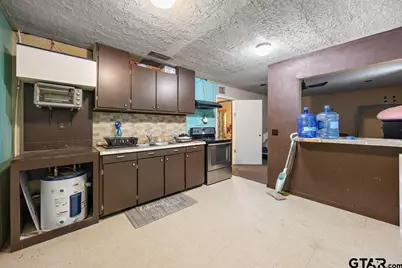 439 Frankston, Jacksonville, TX 75766 - Photo 8