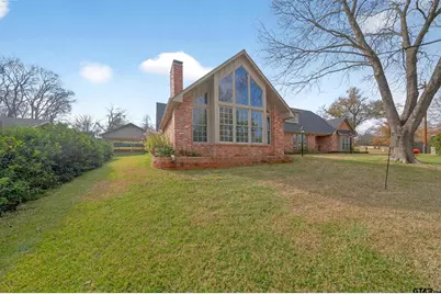 1101 Canada Street, Jacksonville, TX 75766 - Photo 2