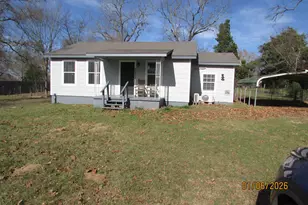 11395 Loop 60, LaRue, TX 75770 - Photo 1