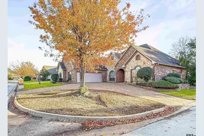 2138 Evansburg Ln, Tyler, TX 75703 - Photo 2