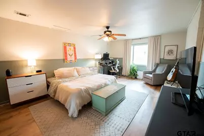 509 W South St, Lindale, TX 75771 - Photo 14