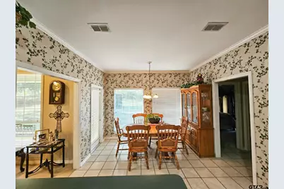 2001 Ventureview Dr., Palestine, TX 75801 - Photo 2