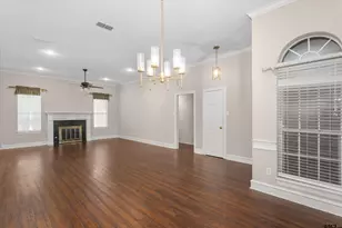 3305 Oak Village Dr, Tyler, TX 75707 - Photo 8