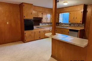 113 E Fairlane Dr, Longview, TX 75604 - Photo 6