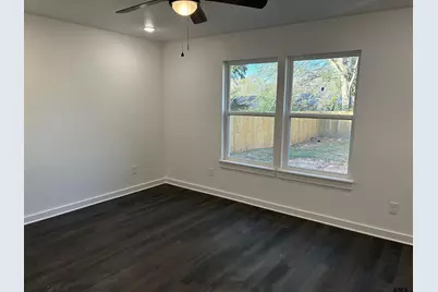 509 Giraud, Mineola, TX 75773 - Photo 6