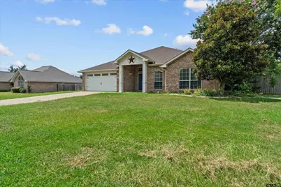 833 Greenwood Circle, Lindale, TX 75771 - Photo 4