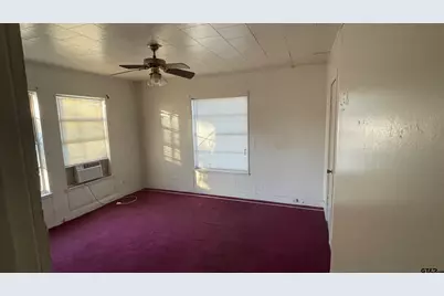 1402 Academy, Tyler, TX 75701 - Photo 12