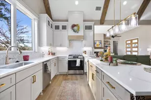 12181 Oak Grove Dr, Tyler, TX 75706 - Photo 16