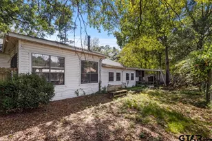 5026 Lost Pines Dr, Chandler, TX 75758 - Photo 32