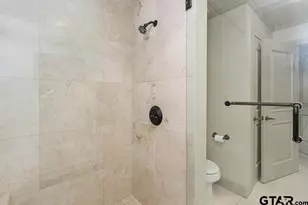 2801 Wexford, Tyler, TX 75709 - Photo 32