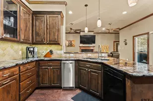 237 County Rd 2321, Mineola, TX 75773 - Photo 12