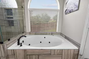 7614 Abbeywood Ct, Tyler, TX 75703 - Photo 18