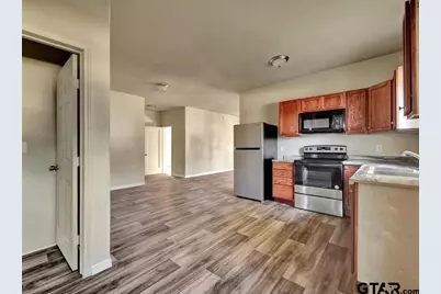 511 Woodlawn, Henderson, TX 75652 - Photo 18