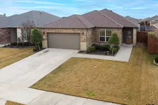 3105 Cassinia Pkwy, Heartland, TX 75126 - Photo 1