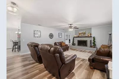 1111 Dogwood St, Gilmer, TX 75644 - Photo 10