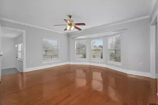 627 W 2nd St, Tyler, TX 75701 - Photo 6