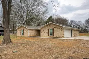 113 Montgomery St, Elkhart, TX 75839 - Photo 34