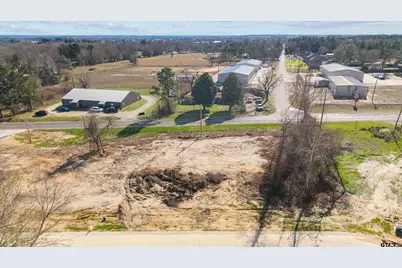 17402 Woodcrest Circle, Lindale, TX 75771 - Photo 4