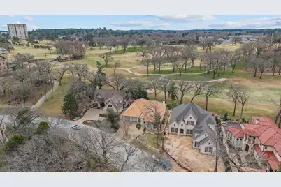 4306 Cascades Boulevard, Tyler, TX 75709 - Photo 4