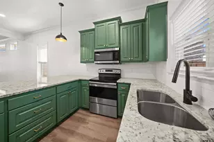 2716 Royal Vlg Wy, Tyler, TX 75701 - Photo 10