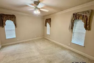 1911 Hollyglen, Tyler, TX 75703 - Photo 14