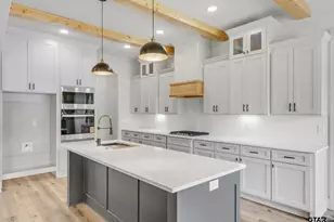 16618 Meadow Crest Dr, Lindale, TX 75771 - Photo 12