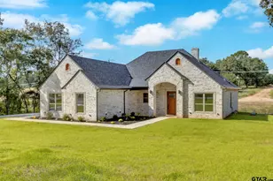 16618 Meadow Crest Dr, Lindale, TX 75771 - Photo 2