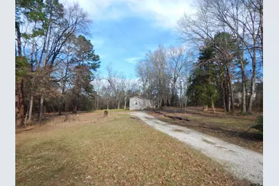 958 Boles, Gilmer, TX 75645 - Photo 24