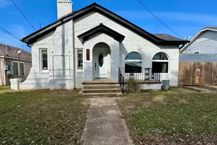 403 E Henderson St, Overton, TX 75684 - Photo 1