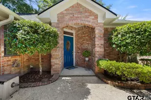 1707 Picadilly Pl, Tyler, TX 75703 - Photo 2