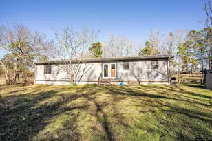 8439 Hyena Rd, Gilmer, TX 75644 - Photo 16