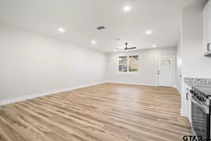 384 Guadalupe St, Bullard, TX 75757 - Photo 6