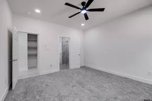201 Victory St, Palestine, TX 75801 - Photo 16