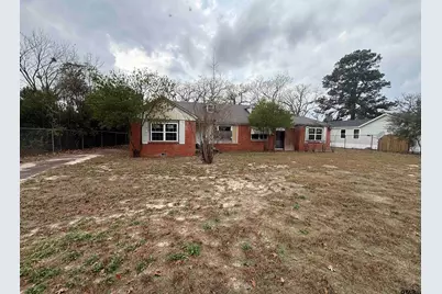 923 Britton Ave, Tyler, TX 75701 - Photo 2