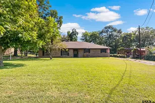 231 Quitman, Pittsburg, TX 75686 - Photo 1