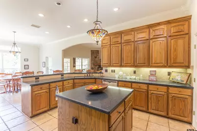 3014 Cr 3550, Holly Lake Ranch, TX 75765 - Photo 16