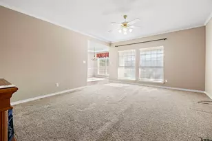 5401 Hollytree Dr 604, Tyler, TX 75703 - Photo 2