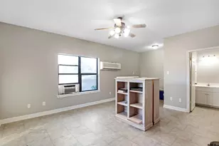 1687 W Point Rd, Kilgore, TX 75662 - Photo 30