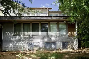 623 Brown St, Jacksonville, TX 75766 - Photo 4