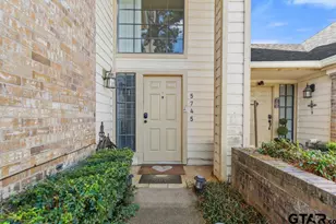 5745 Golden Oaks, Tyler, TX 75703 - Photo 4