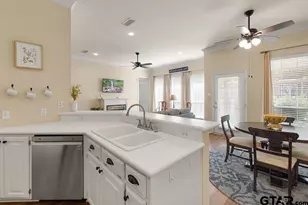 2210 Homestead, Tyler, TX 75701 - Photo 10